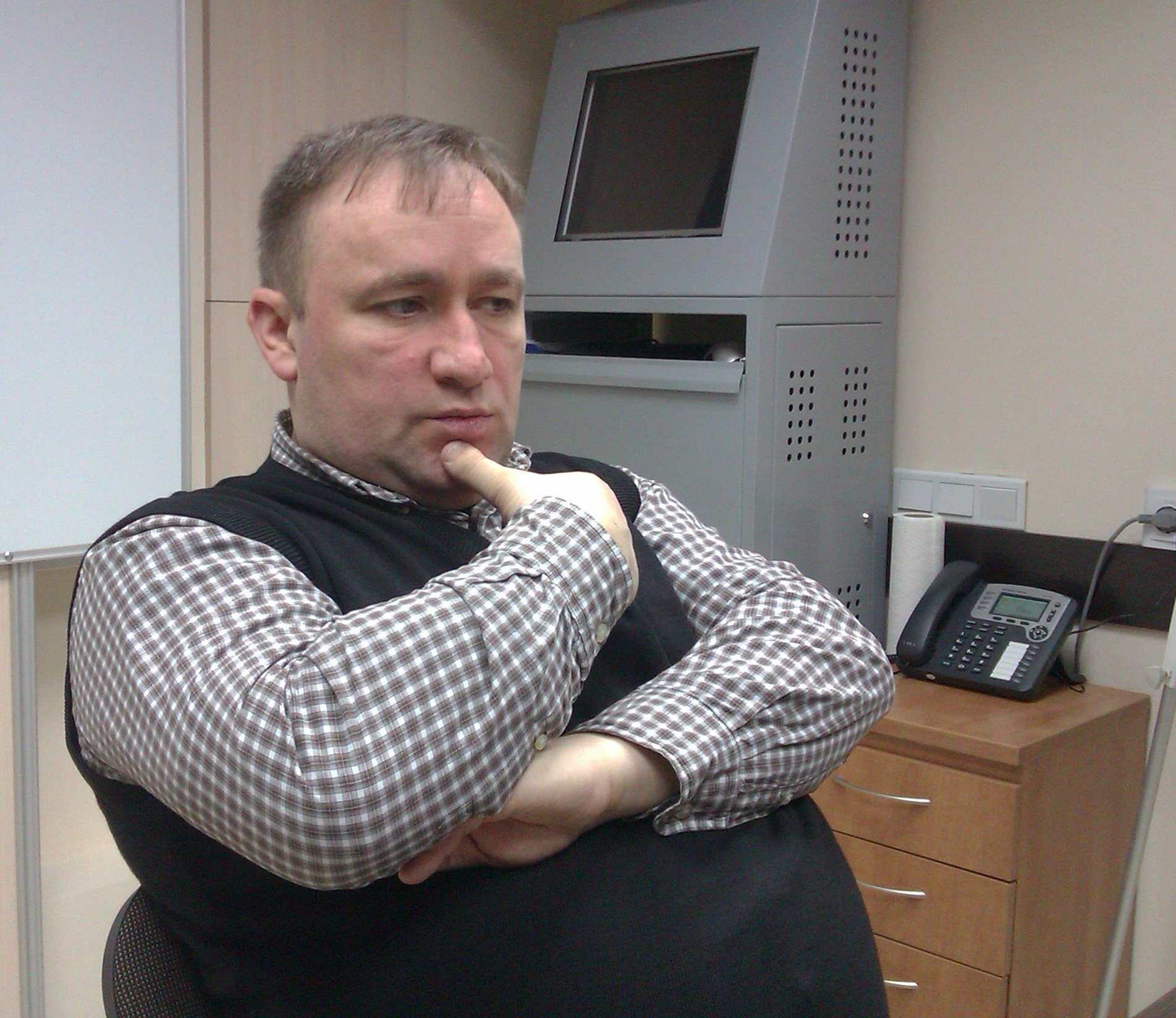 Олег Левченко
